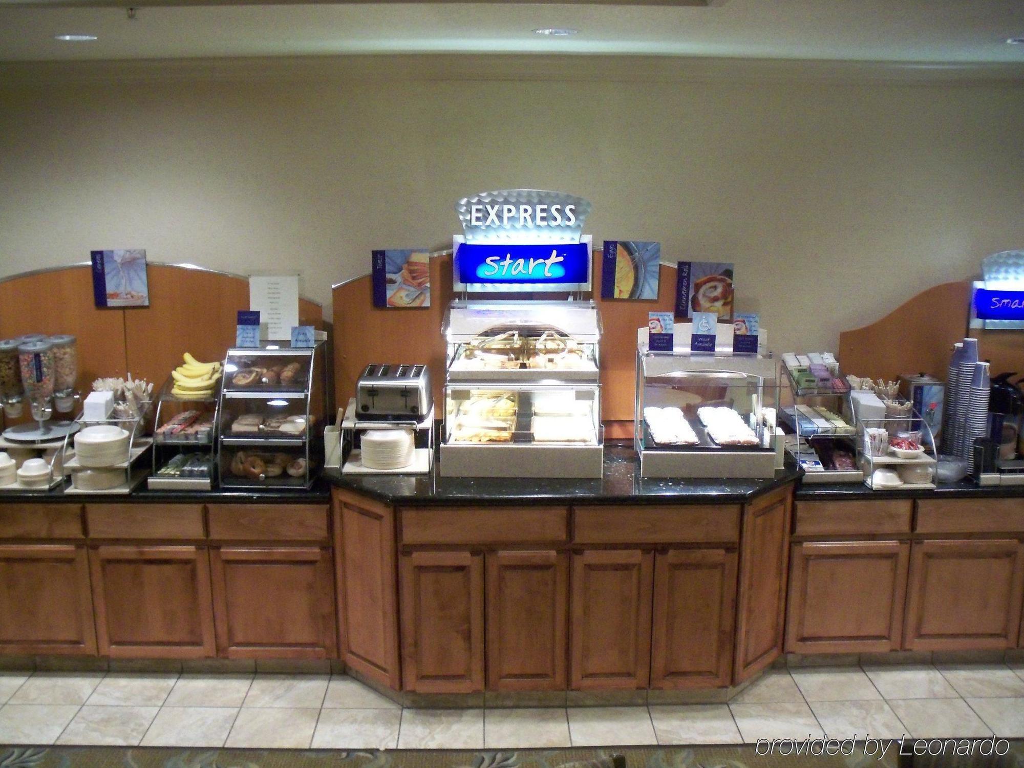 Holiday Inn Express Hotel And Suites Conroe By Ihg Esterno foto